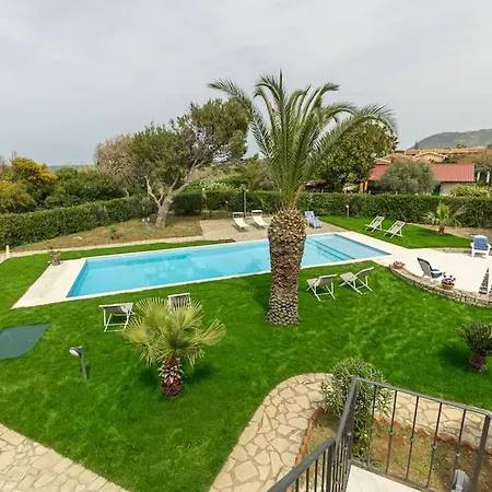 1-casa Sul Mare Con Piscina Vicino Cefalu Tatil Evi Campofelice Di Roccella