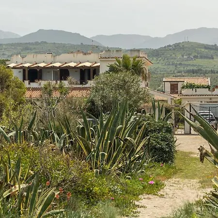 Lägenhet 1-casa Sul Mare Con Piscina Vicino Cefalu *